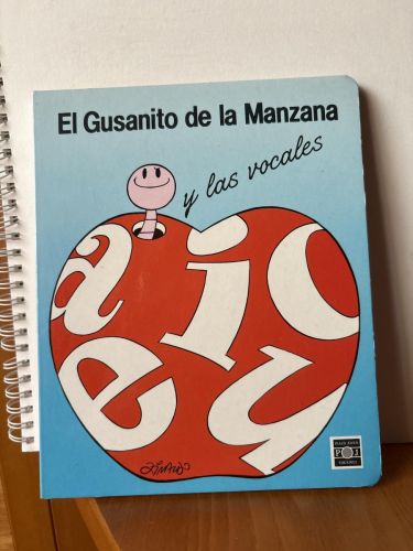 EL Gusanito de la manzana y las vocales