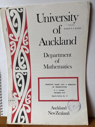 UNIVERSITY OF AUCKLAND. DEPARTMENT OF MATHEMATICS. Nº17. PROJECTIVE PLANES WITH A CONDITION ON PROJECTIVITIES